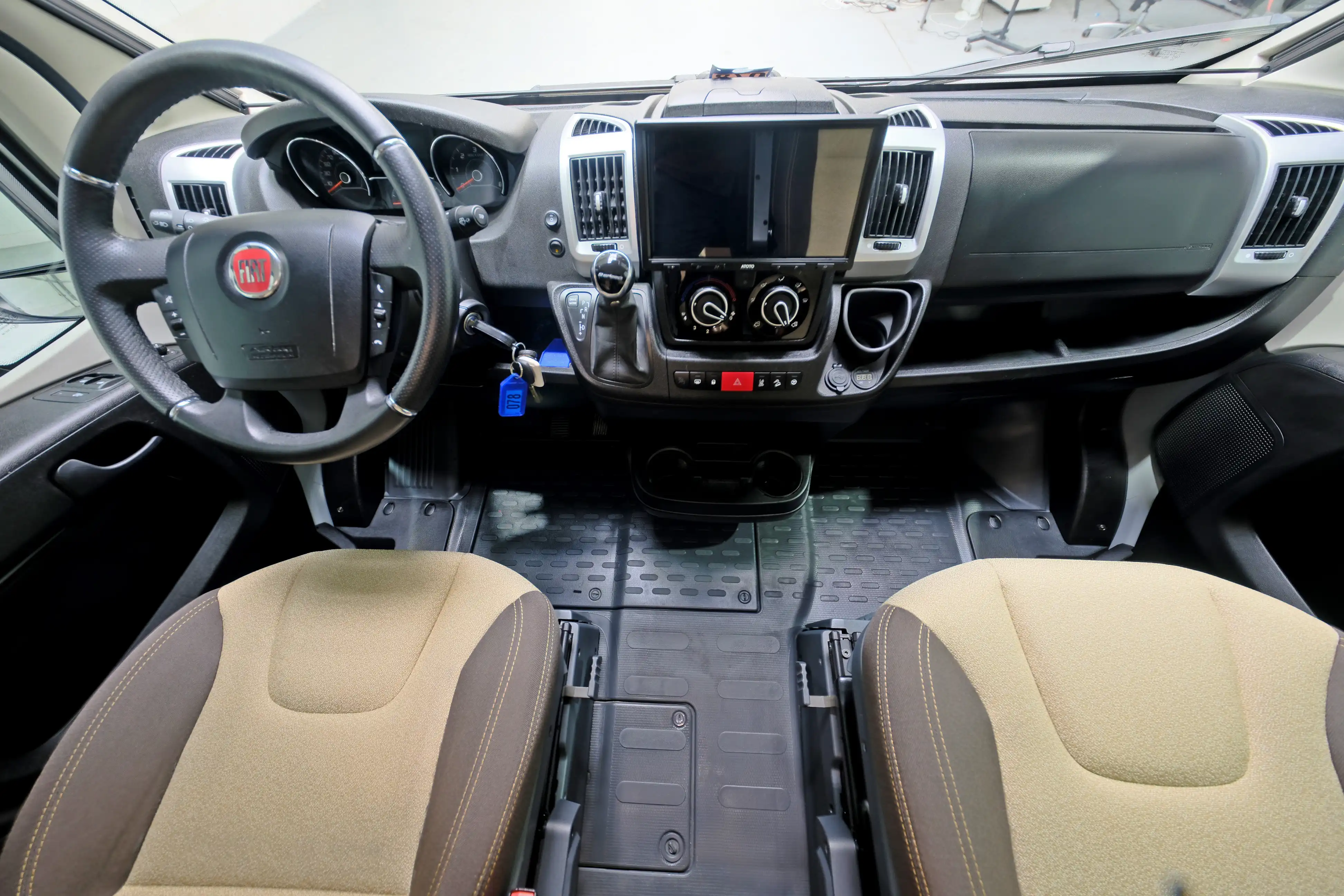 MOOVEO VAN 60 DB